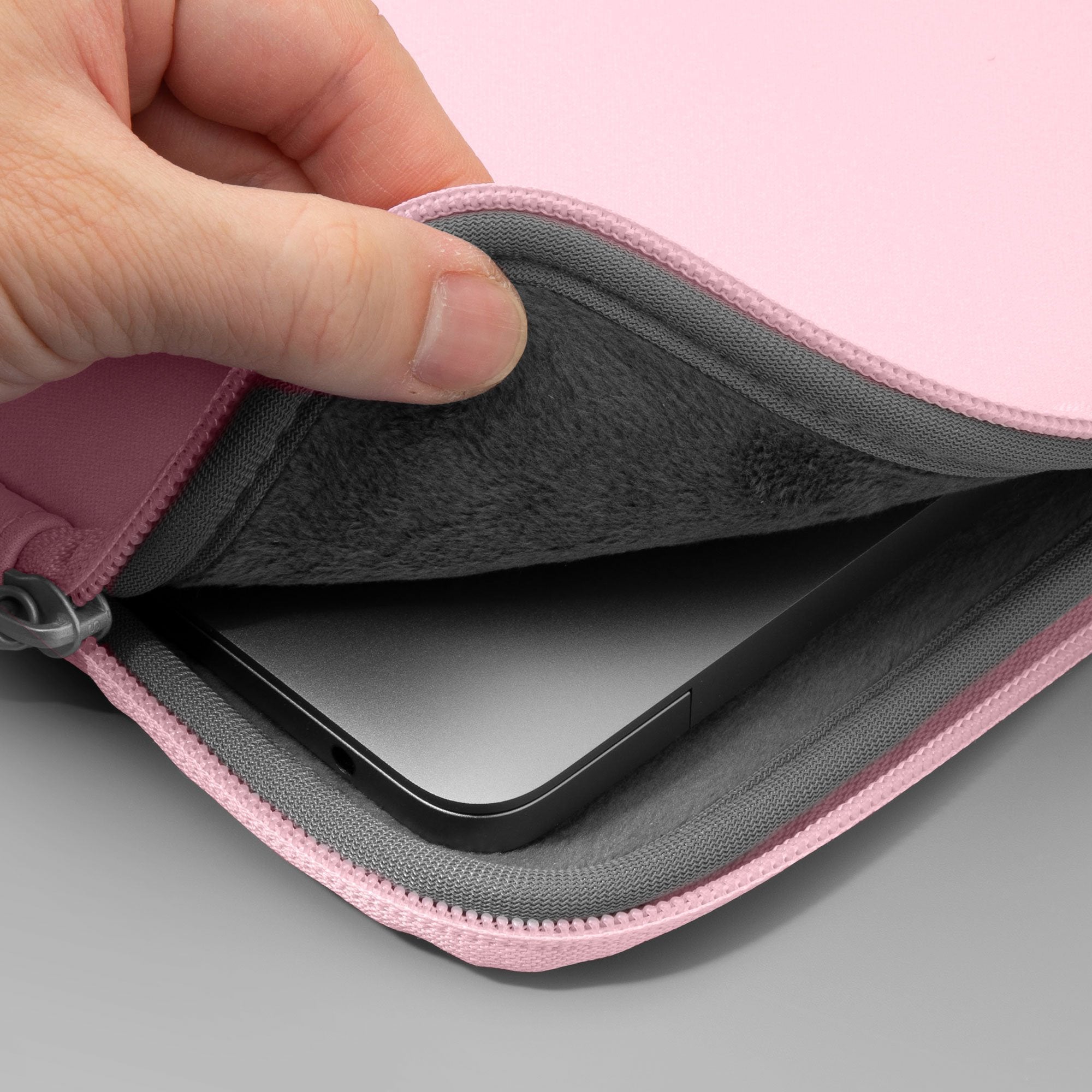 LAUT-HUEX PASTELS Protective Sleeve for Macbook 13-inch-Sleeve Case-MacBook 13"