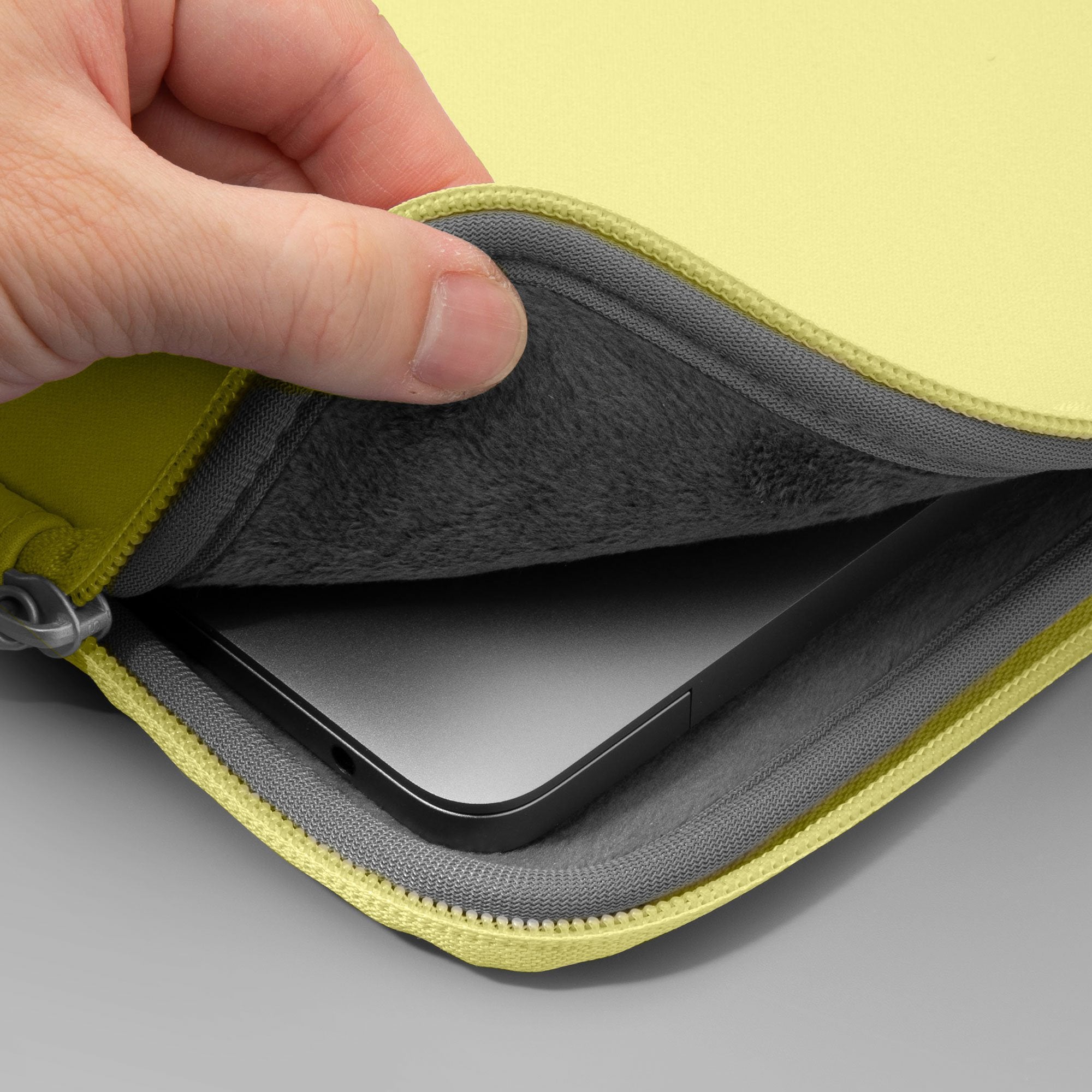 LAUT-HUEX PASTELS Protective Sleeve for Macbook 13-inch-Sleeve Case-MacBook 13"